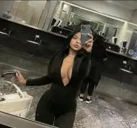 Chica escort en Soria: Las 24 selena