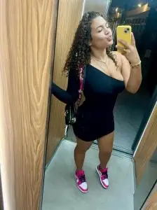 Chicas escorts en Madrid: MARIANA MASAJISTA COLOMBIANA