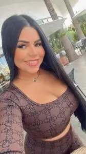 Chicas escorts en Valencia: Natasha una modelo en tus manos disfrutando de cada momento