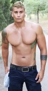 Chaperos - Escorts hombres en Valencia: Ultimos dias en valencia