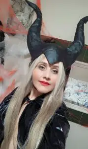 Chicas escorts en Valencia: Travieza y  ABRIL ALZIRA, CARCAIXENT