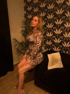 Masajes eroticos en Madrid: LINA ESTUPENDA,JOVEN MASAJISTA SESEÑA NUEVOO