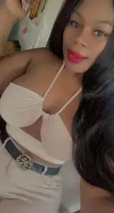 Chicas escorts en Valencia: KARINA, BAILO GENIAL, QUEDEMOS Y LO COMPRUEBAS...