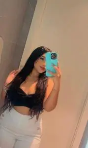 Chicas escorts en Valencia: SOY VALERIA UNA ARTISTA DE VACACIONES