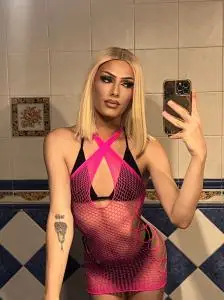Travestis en Huelva: Chica trans en Huelva por primera vez
