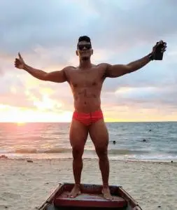 Chaperos - Escorts hombres en Málaga: bi n