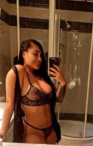 Chicas escorts en Málaga: 🔝🩷 NOVEDAD EN MALGA 🔝 ELEGANTE Y ENCANTADORA CON  CONOCERTE🔝🩷💥