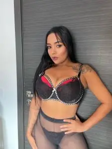 Chicas escorts en Mallorca: NATY LATINA ...