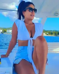 Chicas escorts en Valencia: SOY LA ESCORT PERFECTA PARA TUS RATOS DE DIVERSION ME LLAMO camila E