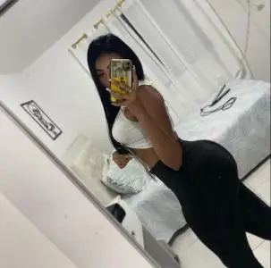 Chicas escorts en Valencia: ME LLAMO MICHELLE MIS CURVAS