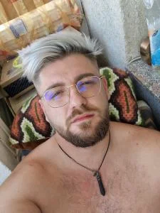 Chaperos - Escorts hombres en Madrid: Chico de compañía