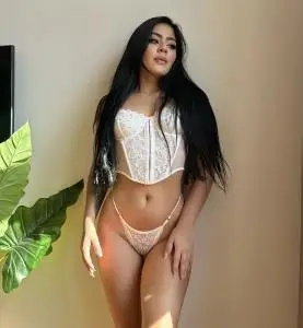 Chicas escorts en Mallorca: Megan morena latina!!..