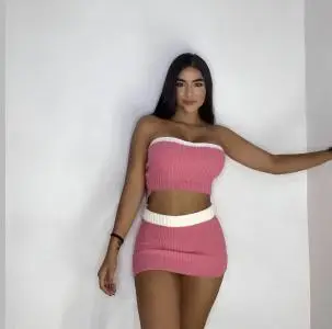 Chicas escorts en Las Palmas: Jimena una hermosa joven dispuesta a