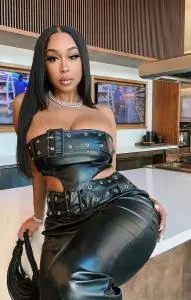 Chicas escorts en Asturias: Hola soy Esmeralda