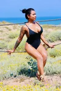 Chicas escorts en Murcia: SALIDAS POR MURCIA ,PERO PUEDES VENIR , JACUZZI