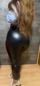 Mujer de compañía en Barcelona: Noveda en tu zona guapísima colombiana Disponible 24 horas María...