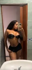 Chicas escorts en Valencia: ME ENCANTA DISFRUTAR DE LA BUENA COMPAÑIA ME LLAMO JAZMIN