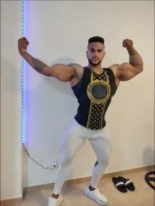 Acompañante en Madrid: Chico novedad con el que lo pasaría increíble escríbeme