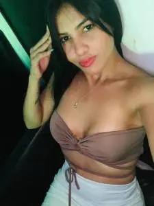 Chicas escorts en Málaga: Hola guapo, soy AIDA, 21 años