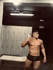 Chaperos - Escorts hombres en Madrid: Masajista