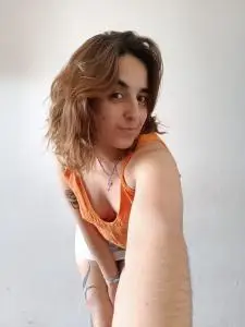 Linea erotica - cibersexo - cams en Mallorca: SUNNY FOX, la morocha latina de tus sueños! (1)