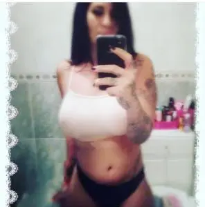 Webcam en Palencia: ViÍDEOLLAMADA...te gustan las tatuadas,simpáticas y ??Española particular