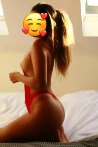 Chicas escorts en Salamanca: ESPANOLAS CHICAS ALTO NIVEL