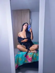 Linea erotica - cibersexo - cams en Madrid: Modelo top morena para ti