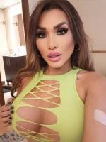 697674136: Ladyboy en Madrid